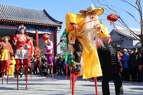 京台同舞闹元宵 根生同源缔佳约_副本.jpg