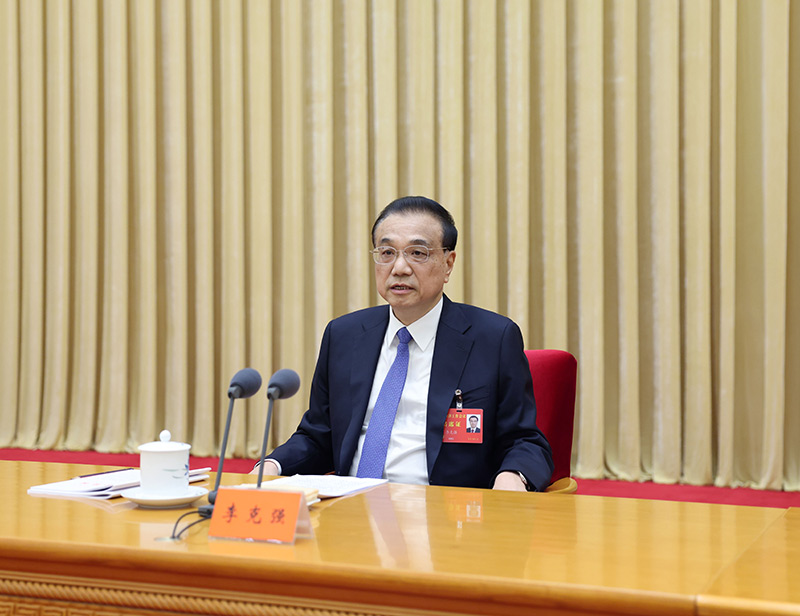 12月8日至10日，中央经济工作会议在北京举行。中共中央政治局常委李克强出席会议并讲话。新华社记者 王晔 摄.jpg