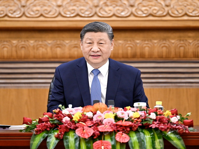 3月28日上午，国家主席习近平在北京人民大会堂会见国际工商界代表。新华社记者 李学仁  摄.jpg