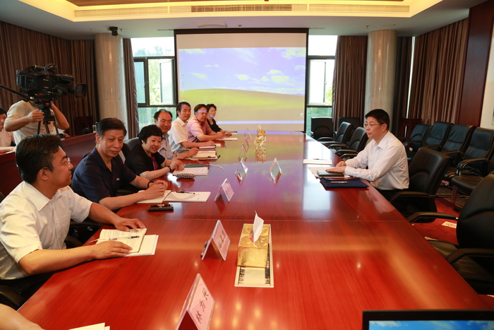 20150604中共北京市委常委、统战部长戴均良调研工商联工作.jpg
