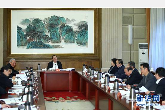 2月2日，中共中央政治局常委、全国政协主席俞正声在北京主持召开民营企业家座谈会。 新华社记者丁海涛摄.jpg