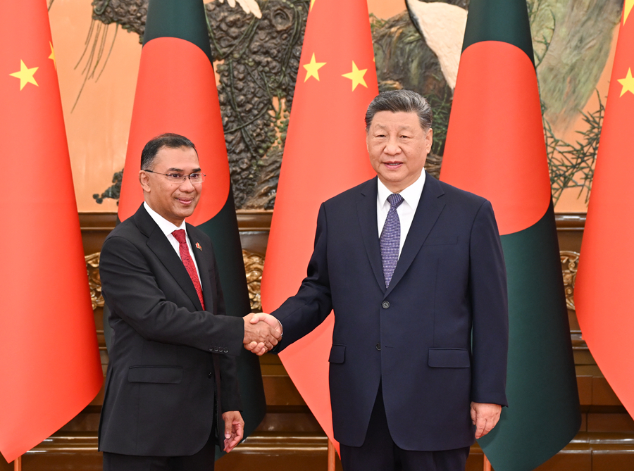 6月26日上午,国家主席习近平在北京人民大会堂会见来华正式访问的孟加拉国总理塔里克。新华社记者 李响 摄.jpg 6月26日上午,国家主席习近平在北京人民大会堂会见来华正式访问的孟加拉国总理塔里克。新华社记者 李响 摄.jpg