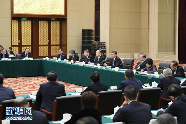 3月4日下午，中共中央总书记、国家主席、中央军委主席习近平看望参加全国政协十二届五次会议的民进、农工党、九三学社委员，并参加联组会，听取意见和建议。中共中央政治局常委、全国政协主席俞正声参加看望和讨论。新华社记者 鞠鹏 摄.jpg