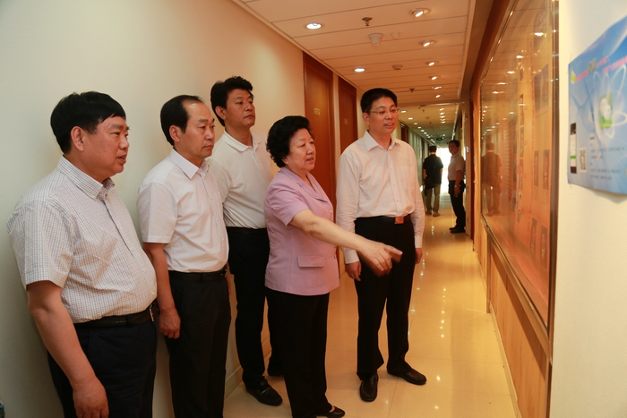 20150602中共北京市委常委、统战部长戴均良到致公党北京市委机关调研.jpg