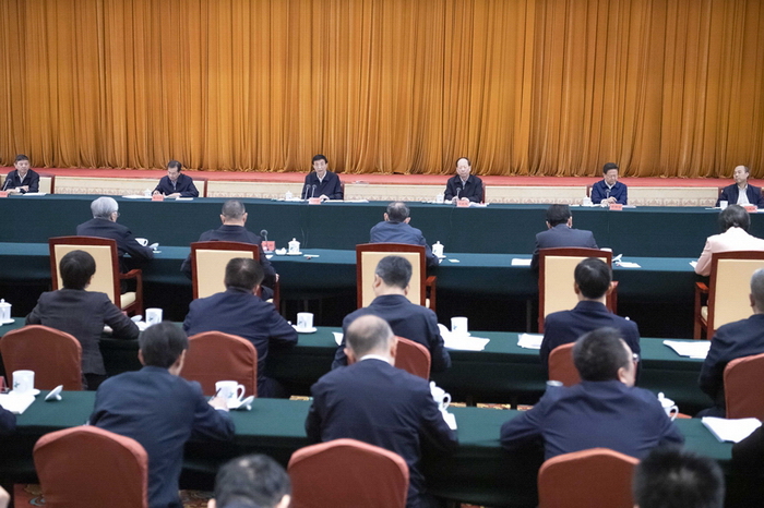 4月8日，各民主党派中央、无党派人士长江生态环境保护民主监督工作座谈会在北京召开。中共中央政治局常委、全国政协主席王沪宁出席并讲话。新华社记者 李涛 摄.jpg