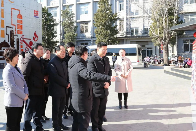 市委常委、统战部部长杨晋柏赴海淀区调研基层统战工作_20230227144812.jpg