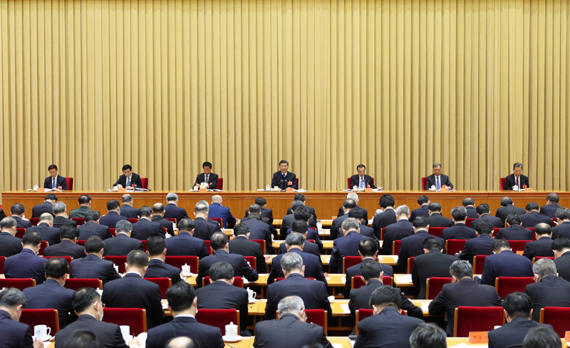 12月8日至10日，中央经济工作会议在北京举行。中共中央总书记、国家主席、中央军委主席习近平出席会议并发表重要讲话。李克强、栗战书、汪洋、王沪宁、赵乐际、韩正出席会议。新华社记者 王晔 摄.jpg