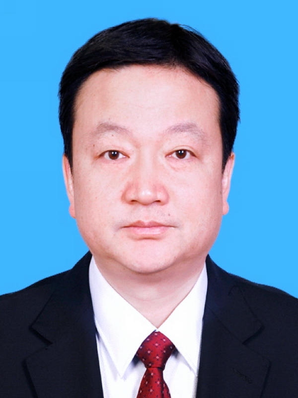 种磊.jpg