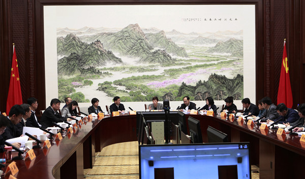市新的社会阶层人士统战工作联席会召开.jpg